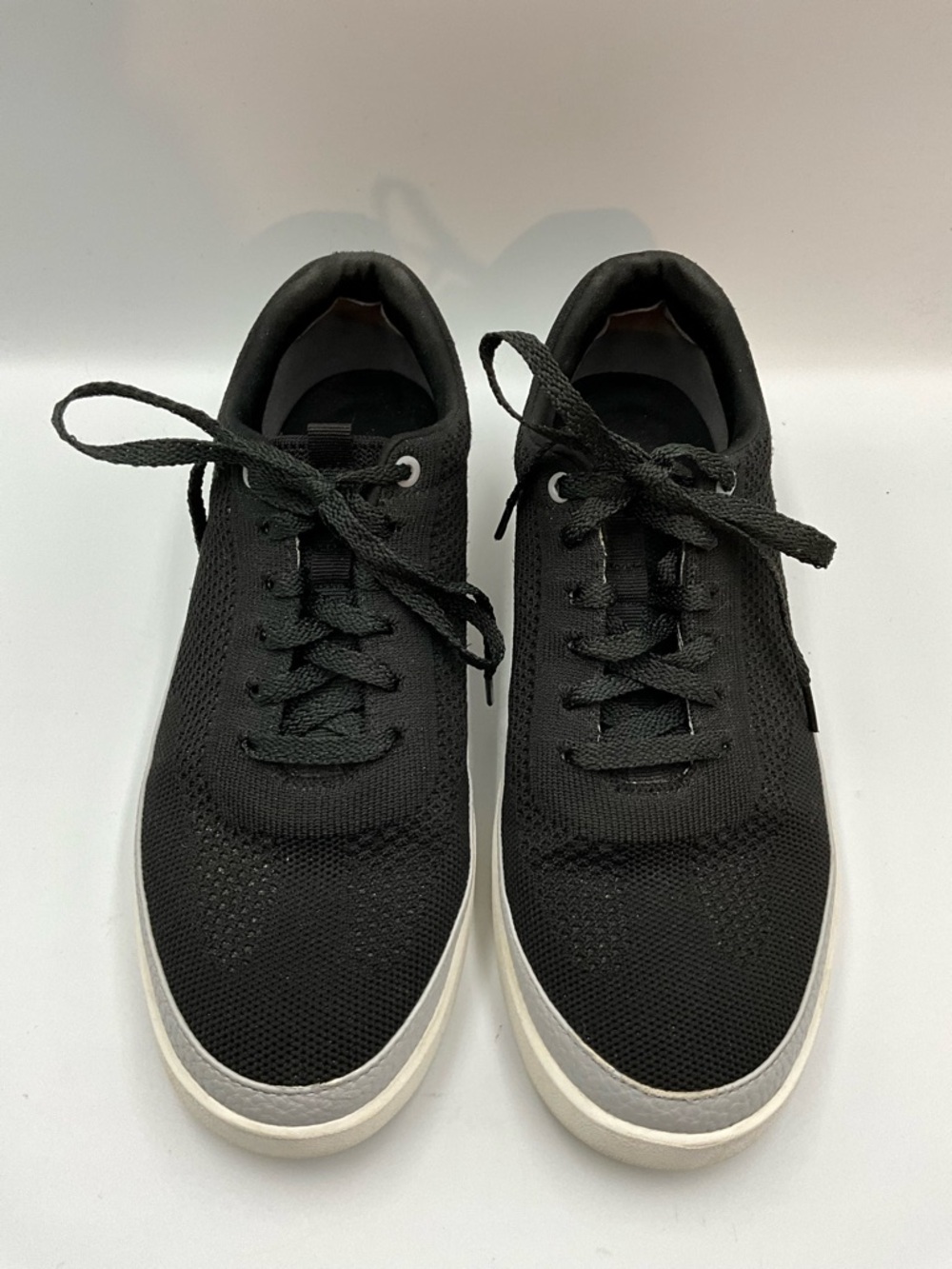 Vionic Sneakers Size 9.5 Black Galia Knit Lace-Up Women's Sneakers
